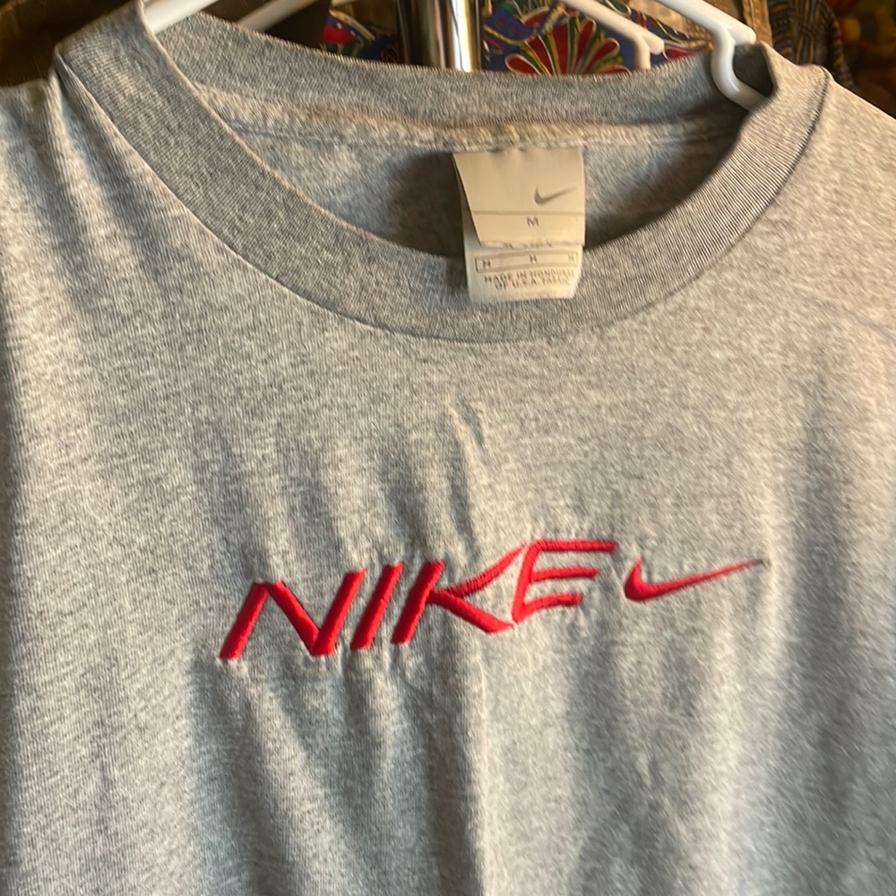Nike Embroidered Logo T-Shirt 21x25